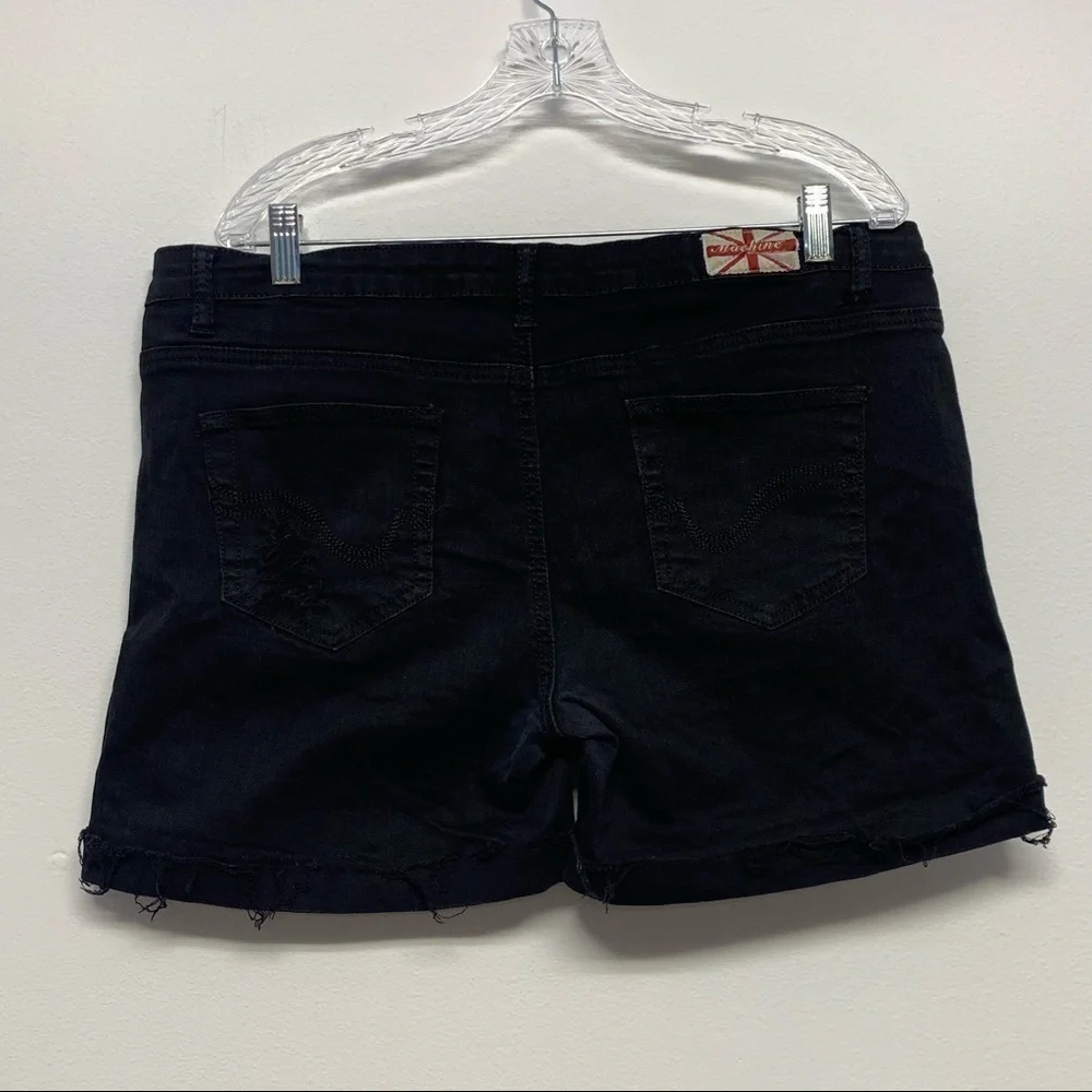 Machine Nouvelle Mode Women's Size 50 American Black Distressed Jean Shorts